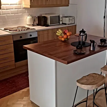 Spacious 2 Bedroom Near Croke Park With Outdoor Patio